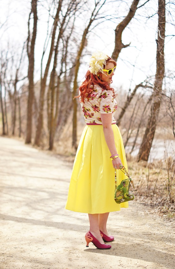 Winnipeg Fashion Blog, Canadian Fashion Blog, Forever 21 lace pink floral sweetheart blouse, 424 Fifth Lord & Taylor citron yellow green midi skirt calf pleated, Mary Frances Green with Envy Flog beaded handmade clutch bag purse, Danier leather pink skinny belt, Jacques Vert citron lime green ivory feather fascinator hat, Natasha green beaded crystal statement necklace, Adia Kibur neon yellow earrings, Isaac Mizrahi pink bow cuff watch, BCBG Max Azria citron gold cuff bangle, Betsey Johnson pink sparkle lip bangle bracelet, Wayne Clark frog crystal ring, John Fluevog pink leather Bellevue Eleanor pumps shoes
